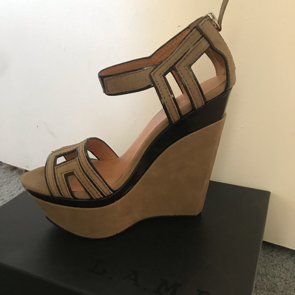 LAMB wedges by Gwen Stefani - Picture 2 of 4